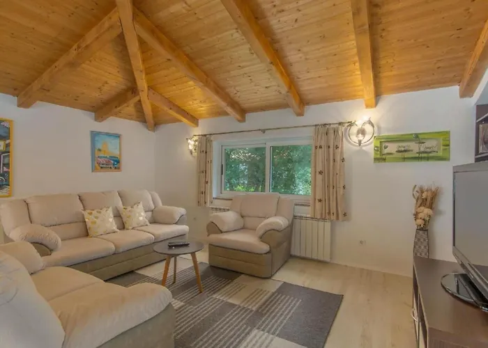 Apartamento Felix By Interhome Kukci