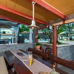 Apartamento Felix By Interhome