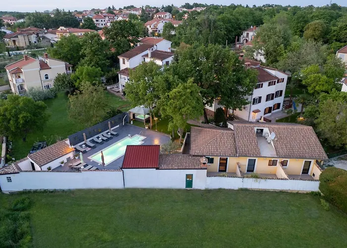 Felix By Interhome * Kukci