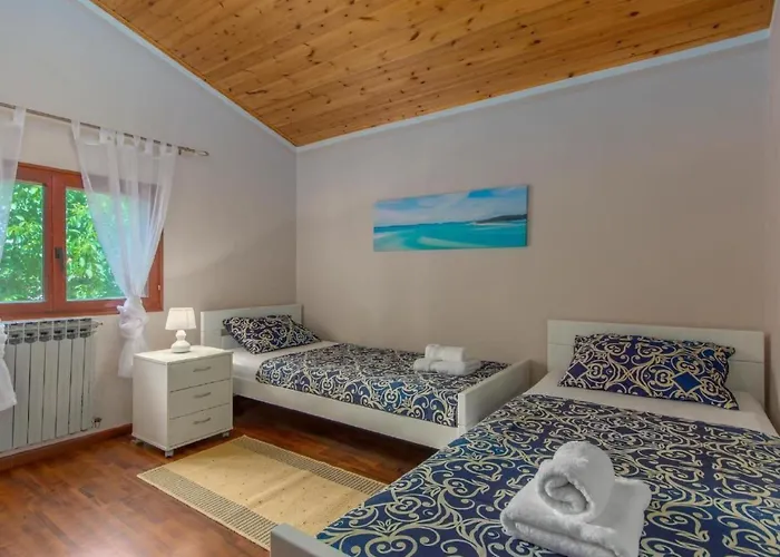 Felix By Interhome Apartment Kukci